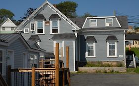 Harbourview Motel And Accommodations